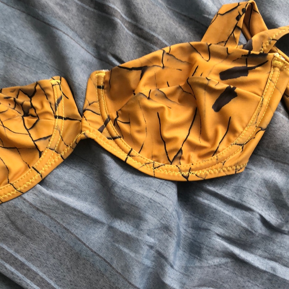 NWT Matte Collection Bikini - Picture 3 of 5
